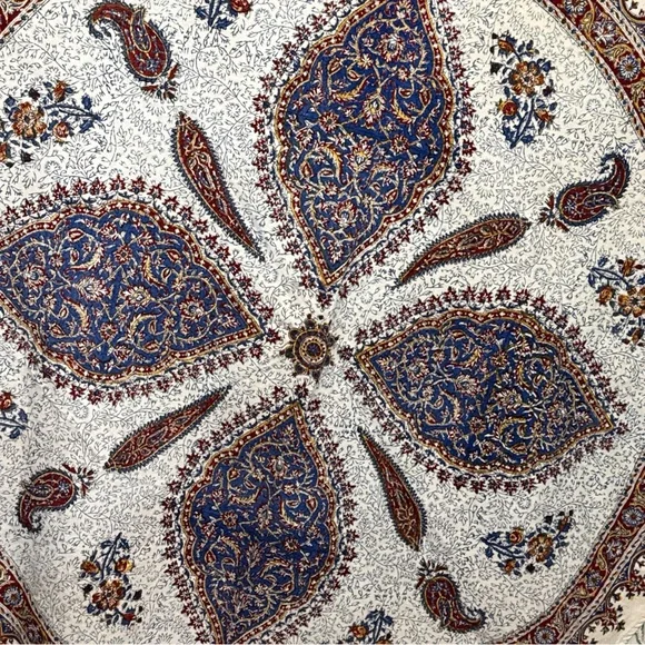 Vintage Round Tablecloth Isfahan Iran Hand Woven Paisley 45” Diameter Borkhar